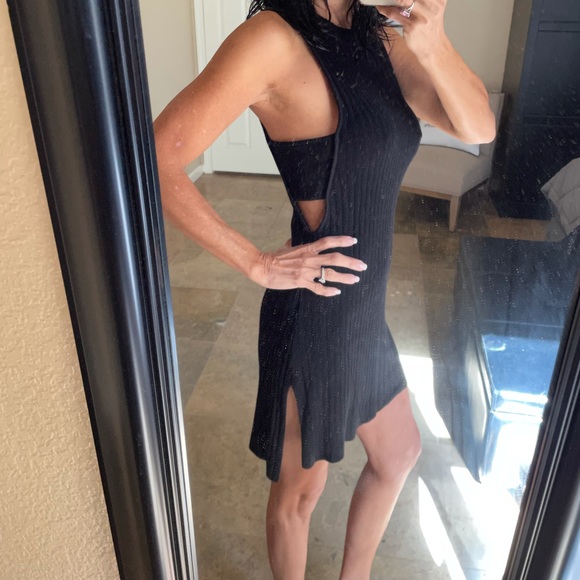 NWOT Unique Sweater Dress/Tunic from Guess Sz XS - Picture 3 of 15